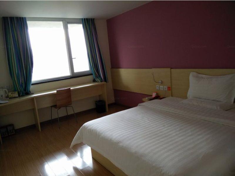 7Days Inn Chengdu North Railway Station No.2 Bagian luar foto