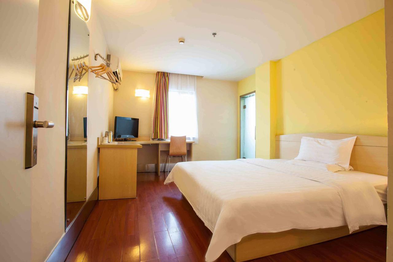 7Days Inn Chengdu North Railway Station No.2 Bagian luar foto